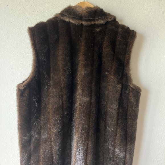 Brown Faux Fur Women Vest by Andrea Faye Classic Outerwear Zip Collar USA XL - Picture 16 of 16